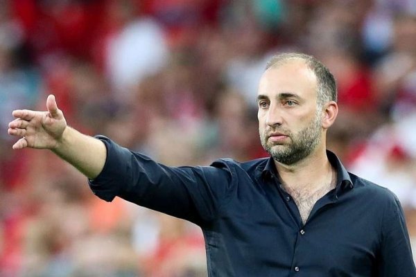 Тренер «Анжи» подал в отставку после крупного проигрыша «Краснодару»