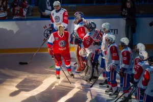 В Сочи снова пройдет финал Ночной хоккейной лиги, традиционно посещаемый Путиным
