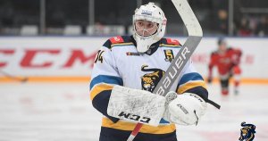 Капитан Хоккейного клуба «Сочи» Никита Щитов продлил контракт с командой