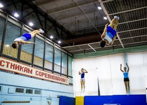 5 спортсменов из Кубани выступят на Кубке мира по прыжкам на батуте в Минске