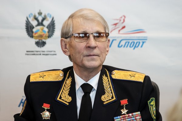 В «ЮГ СПОРТЕ» ПРОШЛА ВСТРЕЧА СПОРТСМЕНОВ С ГЕРОЕМ СОВЕТСКОГО СОЮЗА ВИТАЛИЕМ БУБЕНИНЫМ