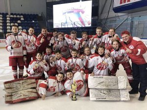 В Сочи закончился 13-й Международный детский хоккейный турнир