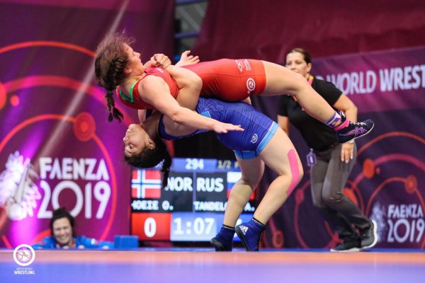 Две кубанские спортсменки выиграли «золото» первенства Европы по борьбе