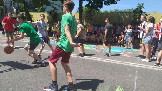 Команда из Краснодара одержала победу на Кубке губернатора Кубани по уличному баскетболу