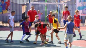 Дмитрий Пирог и ученики школы фристайла в Краснодаре открыли спортивную площадку
