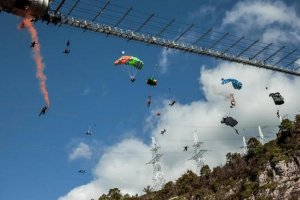 В Сочи парашютистами был установлен мировой рекорд