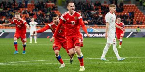 Гол и подача форварда футбольного клуба «Краснодар» Сулейманова помогли молодежной российской сборной обыграть Сербию
