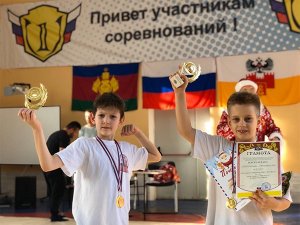 В Краснодаре было проведено открытое первенство по сумо на призы Деда Мороза