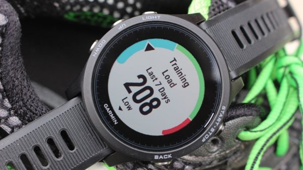 Обзор Garmin Forerunner 935 для бега и триатлона