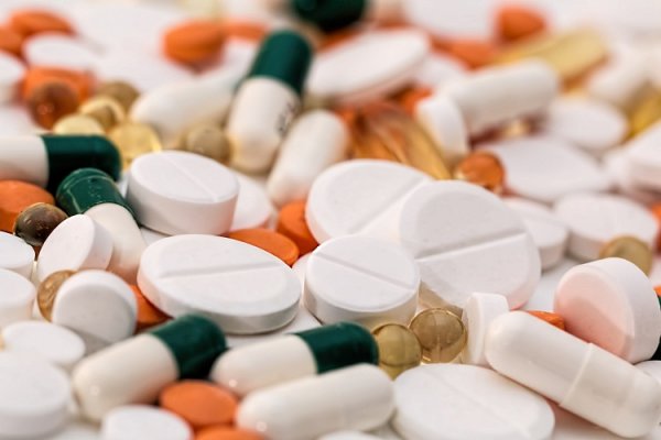 7 потенциально вредных питательных веществ в мультивитаминах