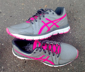 Обзор кроссовок Asics Gel-Hyper33
