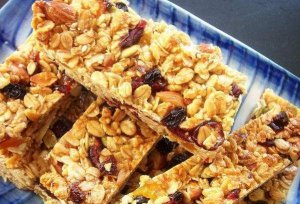 Энергетические батончики своими руками: 7 простых рецептов