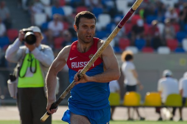 Александр Грипич стал чемпионом России по прыжкам с шестом